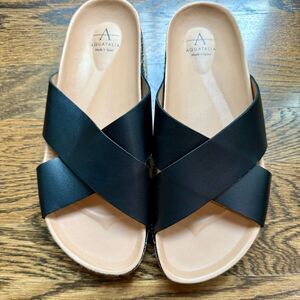 Aquatalia Ariana Slip-on Platform Sandals in size 9